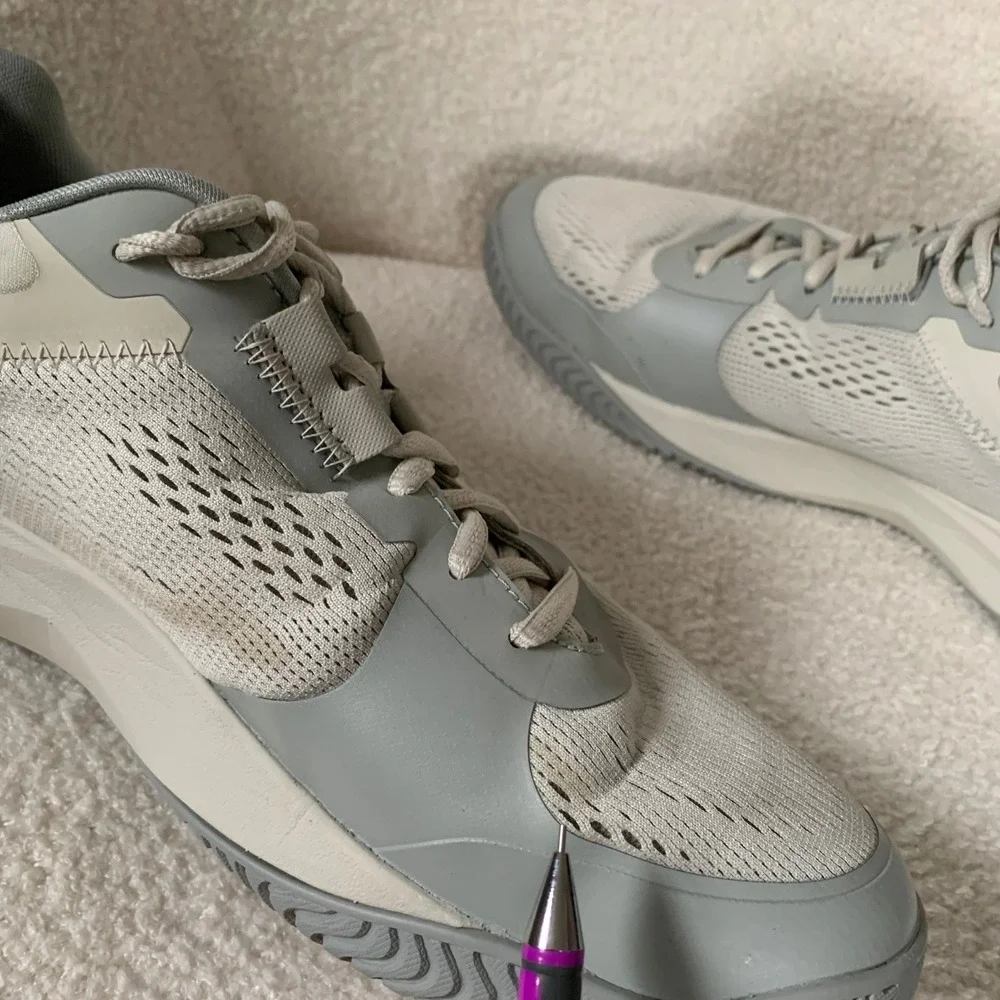 Selkirk CourtStrike Pickleball Sneakers Shoes Light Grey Men's 12